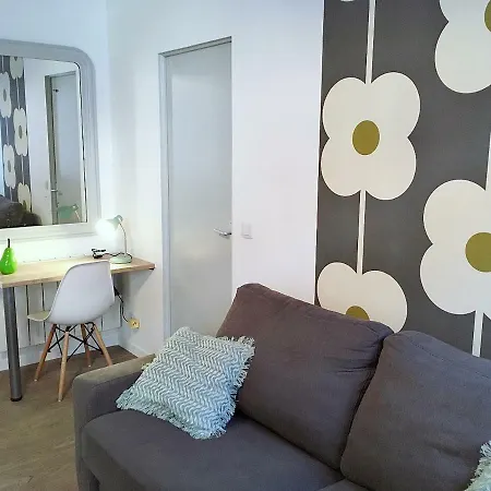 Capitole Jeanne D Arc - Nice Comfortable Flat, Central, Balcony And Charm Daire